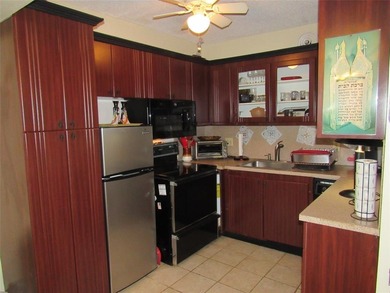 (private lake, pond, coastal) Condo For Sale in Deerfield Beach Florida