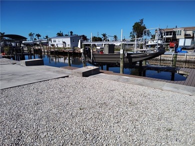 Large canal lot with a fast and easy out to Pine Island Sound. A - photo 11