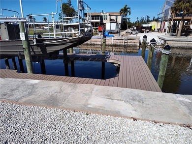 Large canal lot with a fast and easy out to Pine Island Sound. A - photo 12