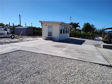 Large canal lot with a fast and easy out to Pine Island Sound. A - photo 13