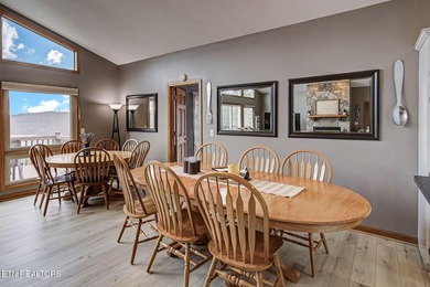Enjoy effortless lake living in this fully furnished, turnkey - photo 16