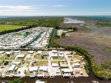 Large canal lot with a fast and easy out to Pine Island Sound. A - photo 18