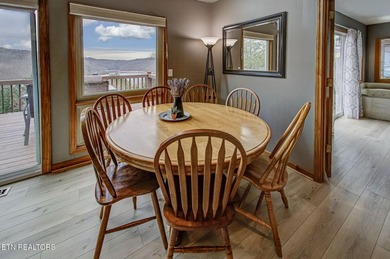 Enjoy effortless lake living in this fully furnished, turnkey - photo 20