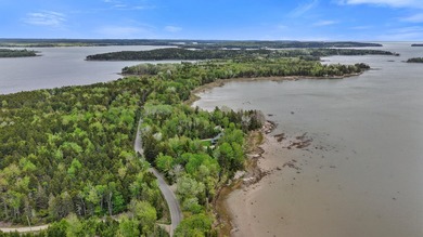 Welcome to a beautiful waterfront setting on Back Bay, ideal for - photo 24