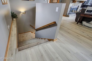 Enjoy effortless lake living in this fully furnished, turnkey - photo 35