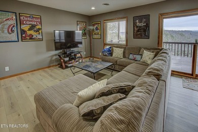 Enjoy effortless lake living in this fully furnished, turnkey - photo 38
