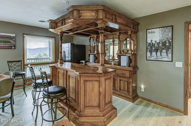 Enjoy effortless lake living in this fully furnished, turnkey - photo 40