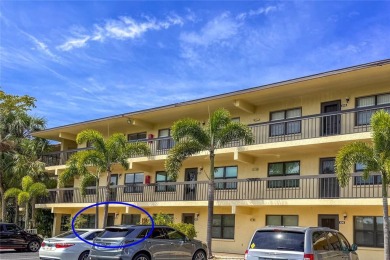 Lake Condo For Sale in Bradenton, Florida