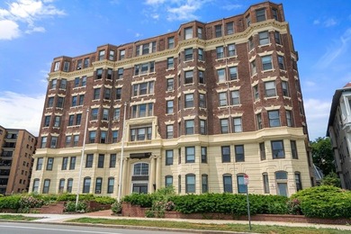 *Newly insured building* New HOA Management starting August 1! - photo 3