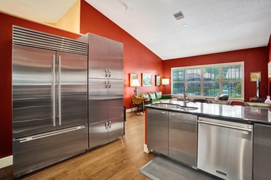 Move right into this beautifully updated 4-bedroom, 3.5-bath - photo 9