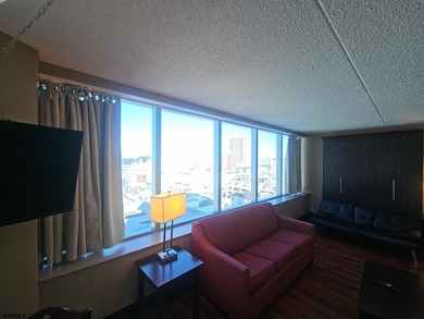 -approved Boardwalk condo with excellent rental potential! This - photo 11