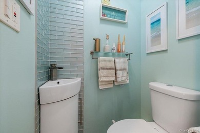 Tired of maintaining the lawn? This spacious 3Br, 2.5Bth Condo - photo 14