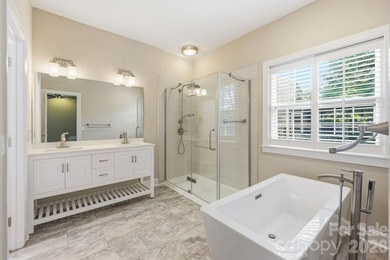 Welcome to 15704 Framingham Lane, a beautifully maintained home - photo 21