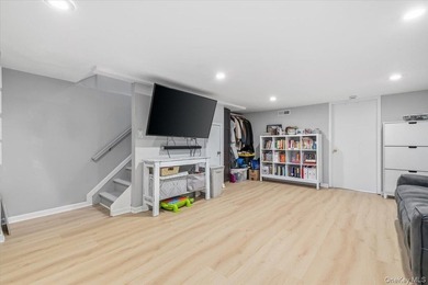 Tired of maintaining the lawn? This spacious 3Br, 2.5Bth Condo - photo 21