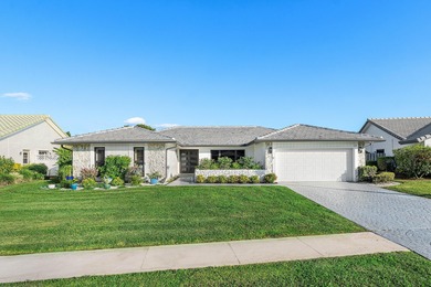 Lake Home For Sale in Boca Raton, Florida