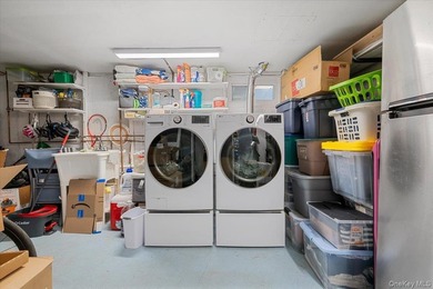 Tired of maintaining the lawn? This spacious 3Br, 2.5Bth Condo - photo 22