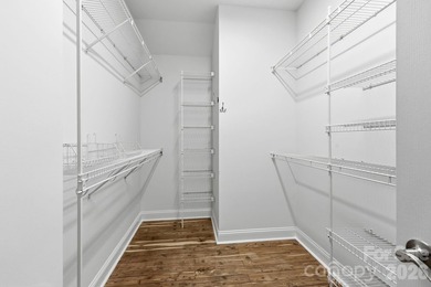 Welcome to 15704 Framingham Lane, a beautifully maintained home - photo 23