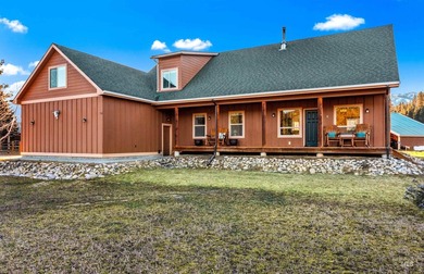 Custom-built timber cabin on over an acre with a 3-car garage - photo 26
