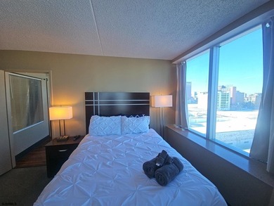 -approved Boardwalk condo with excellent rental potential! This - photo 27
