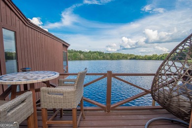 Lake Townhome/Townhouse For Sale in Peachtree City, Georgia