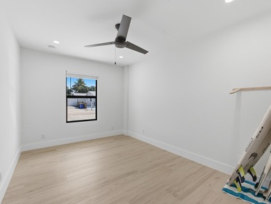 Fully remodeled in 2023, this Jupiter home feels like new - photo 24