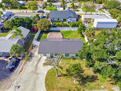 Fully remodeled in 2023, this Jupiter home feels like new - photo 31