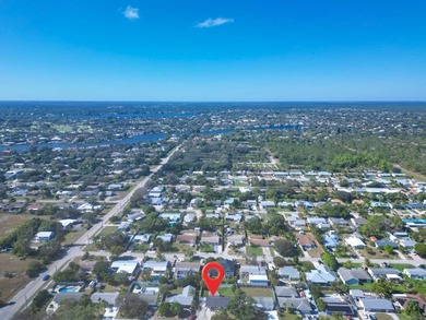 Fully remodeled in 2023, this Jupiter home feels like new - photo 34
