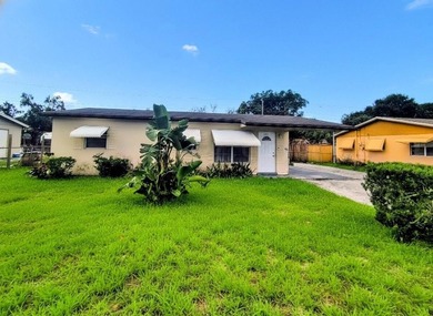 Excellent investment opportunity in Deerfield Beach. This homes - photo 1
