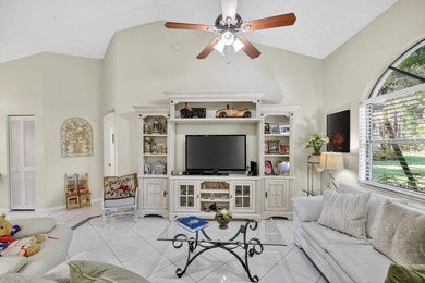 Come see this quaint, two bedroom, two bathroom villa located in - photo 9