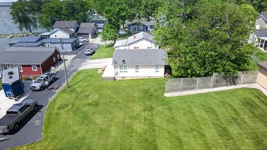 PRICE INCLUDES HOUSE/PROPERTY PLUS 2 EXTRA LOTS. Perched to - photo 8