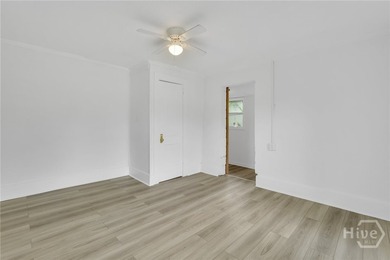 627 W 48th St - photo 16