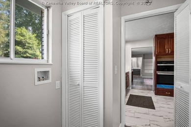 In the heart of kanawha City close to all amenities . This - photo 18