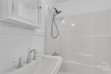 627 W 48th St - photo 20