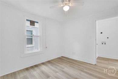 627 W 48th St - photo 23