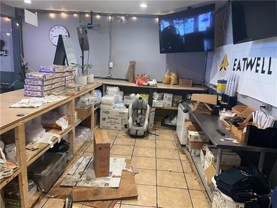 Kitchen space for lease available May 1, 2026. Restaurant - photo 3