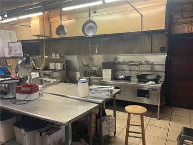 Kitchen space for lease available May 1, 2026. Restaurant - photo 6