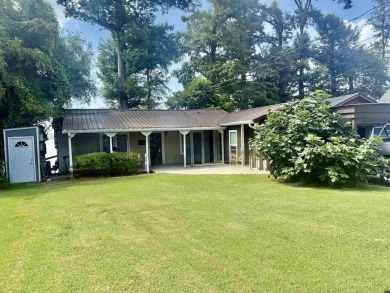 Lake Home For Sale in Hornbeak, Tennessee