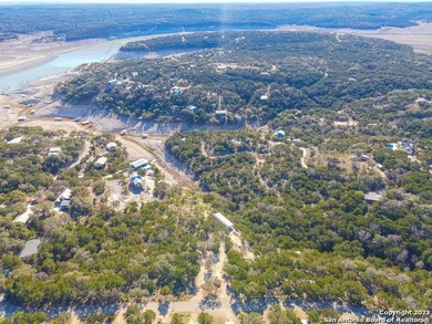 Lake Medina Acreage For Sale in Lakehills Texas