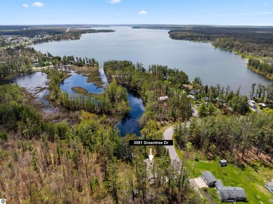 Lovely 2-bedroom, 2-bath ranch with 70.5 feet of shared canal - photo 5