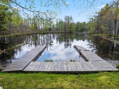 Lovely 2-bedroom, 2-bath ranch with 70.5 feet of shared canal - photo 6