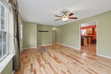 Welcome to this beautifully maintained 3-bedroom, 2-bath - photo 16