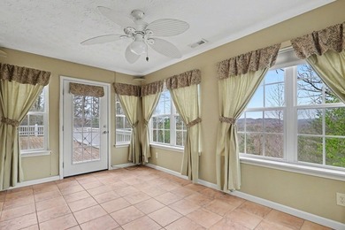 Welcome to this beautifully maintained 3-bedroom, 2-bath - photo 27