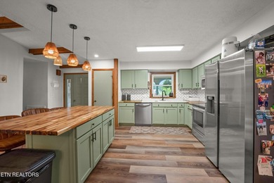 Welcome to this charming 3 bedroom, 2.5 bath home located within - photo 8