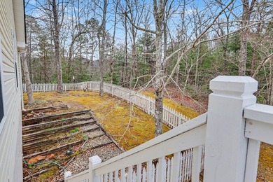 Welcome to this beautifully maintained 3-bedroom, 2-bath - photo 32
