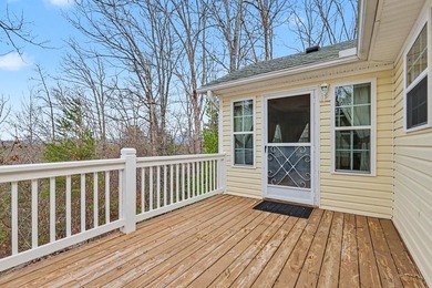 Welcome to this beautifully maintained 3-bedroom, 2-bath - photo 34