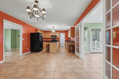 Welcome to this beautifully maintained 3-bedroom, 2-bath - photo 38