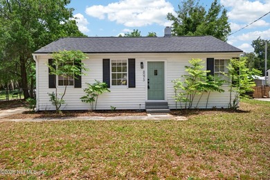 Fully renovated bungalow in central Jacksonville -- just minutes - photo 3