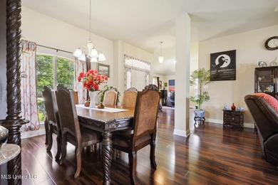 Beautiful 4br/3ba home nestled on a waterfront lot with - photo 4