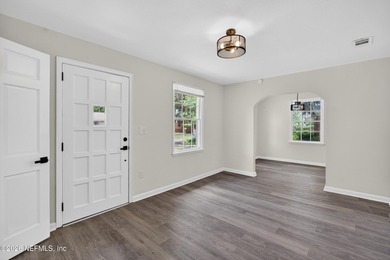 Fully renovated bungalow in central Jacksonville -- just minutes - photo 5