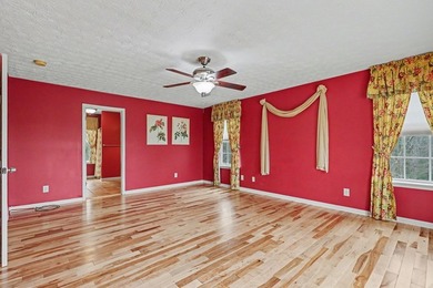Welcome to this beautifully maintained 3-bedroom, 2-bath - photo 47